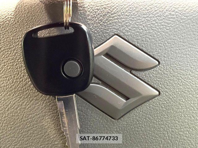 Suzuki EVERY 2024-10 8207454-6