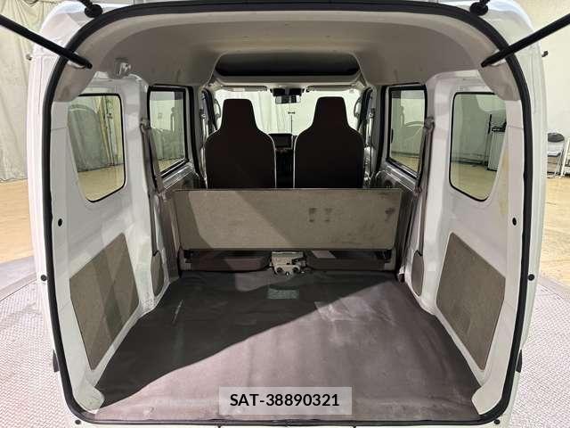 Suzuki EVERY 2021-04 8207459-20