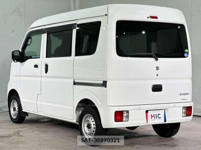 Suzuki EVERY 2021-04 8207459-6