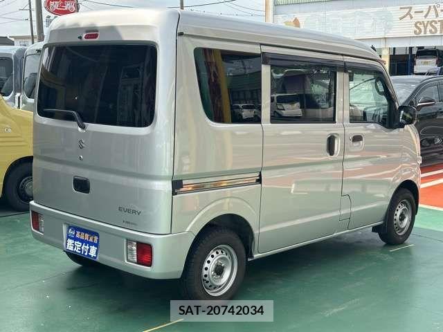 Suzuki EVERY 2024-01 8207456-12