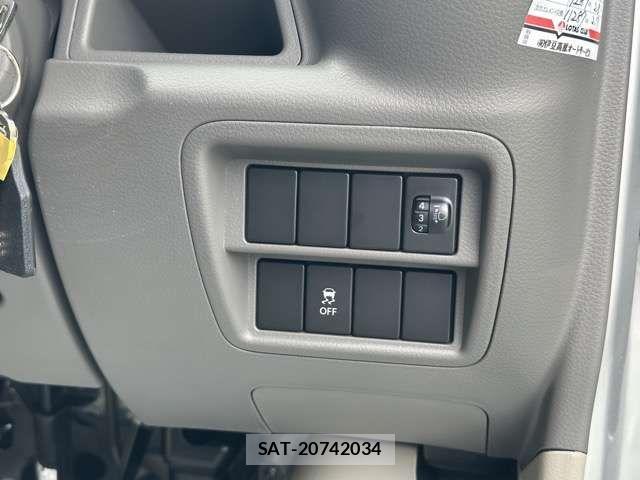 Suzuki EVERY 2024-01 8207456-14
