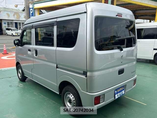 Suzuki EVERY 2024-01 8207456-3