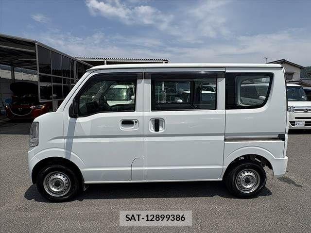 Suzuki EVERY 2018-09 8229878-11