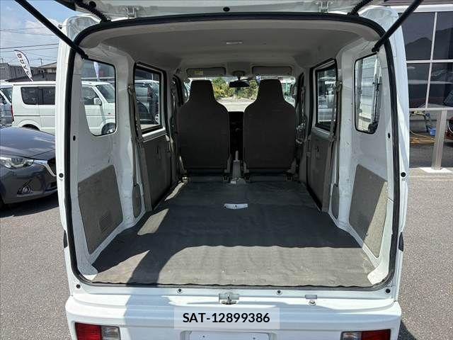 Suzuki EVERY 2018-09 8229878-16