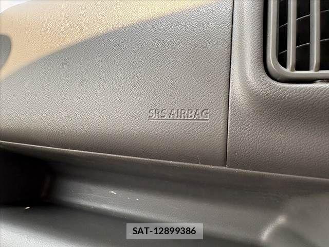 Suzuki EVERY 2018-09 8229878-25