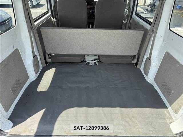 Suzuki EVERY 2018-09 8229878-27