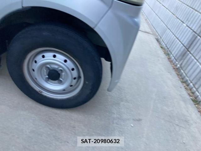 Suzuki EVERY 2008-09 8229888-3