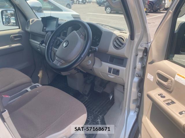Suzuki EVERY 2005-11 8229886-4