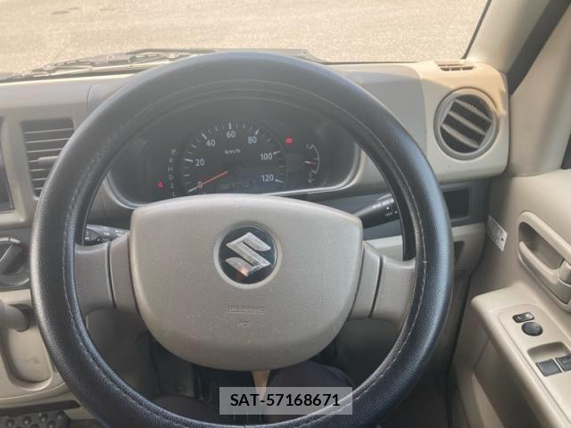 Suzuki EVERY 2005-11 8229886-5
