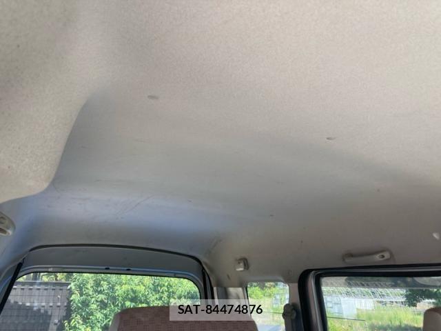 Suzuki EVERY 2013-05 8229889-9