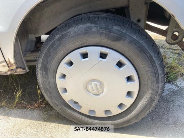Suzuki EVERY 2013-05 8229889-4