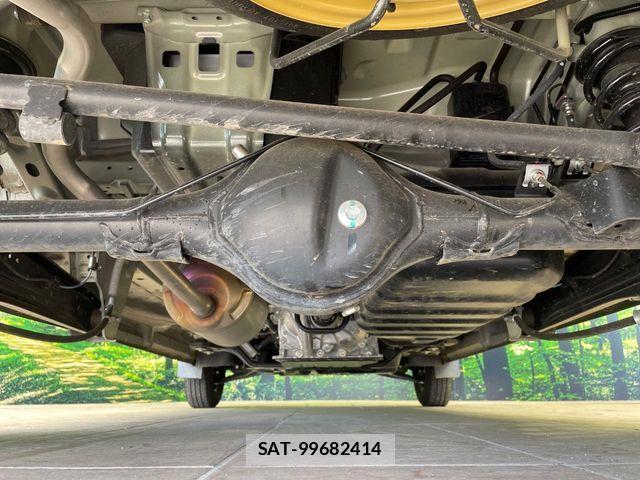 Suzuki EVERY 2025-03 8245163-19