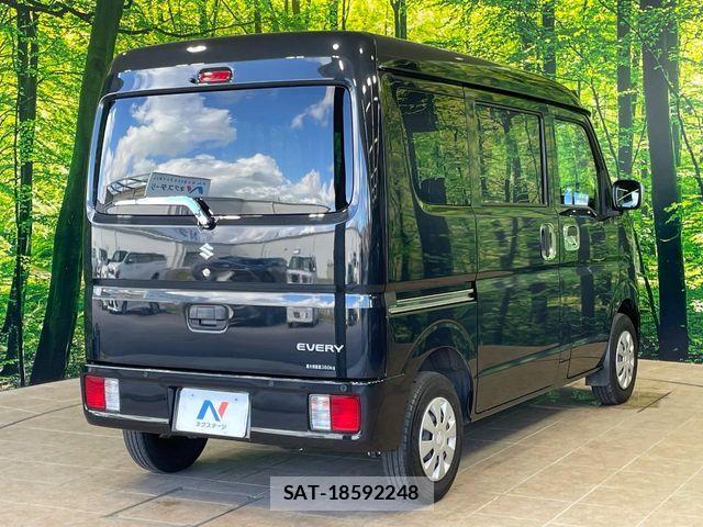 Suzuki EVERY 2023-06 8245164-17