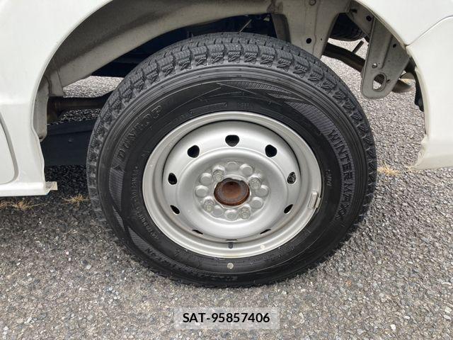 Suzuki EVERY 2016-05 8245166-10