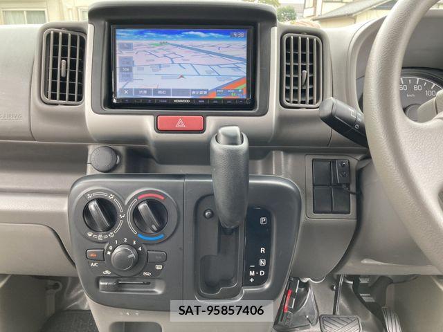 Suzuki EVERY 2016-05 8245166-16