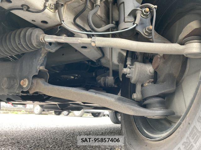Suzuki EVERY 2016-05 8245166-28