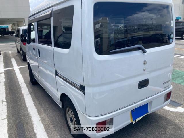 Suzuki EVERY 2015-08 8245165-3