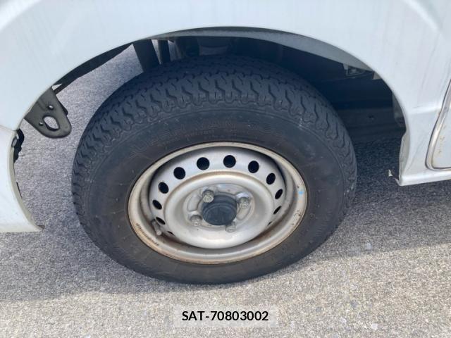 Suzuki EVERY 2015-08 8245165-5