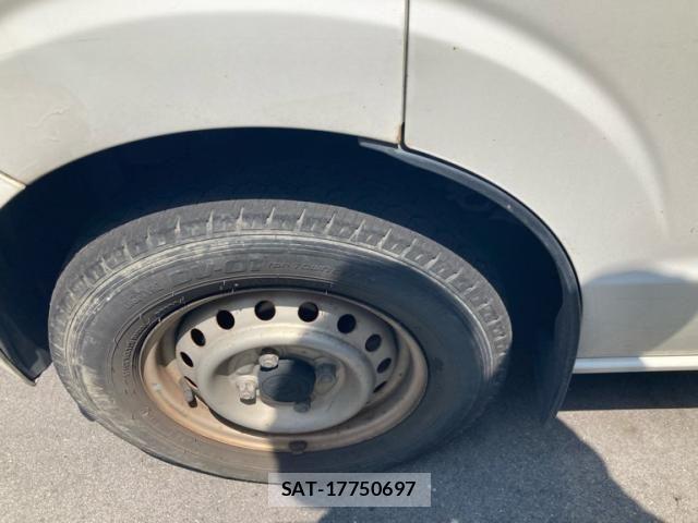 Suzuki EVERY 2017-07 8245168-8