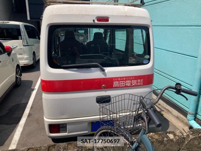 Suzuki EVERY 2017-07 8245168-3
