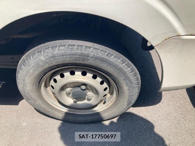 Suzuki EVERY 2017-07 8245168-7