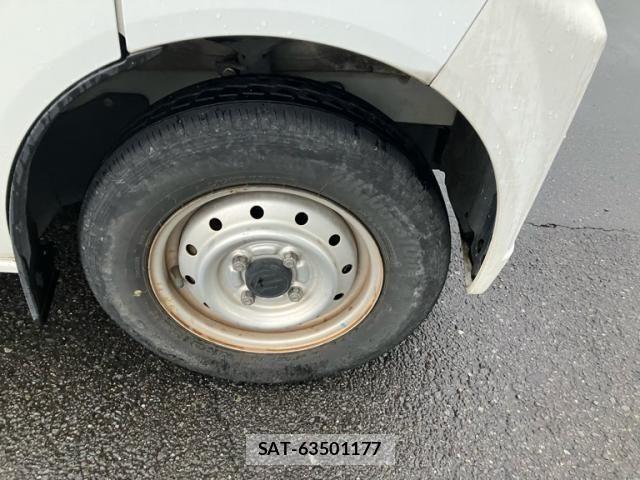 Suzuki EVERY 2009-09 8245167-6