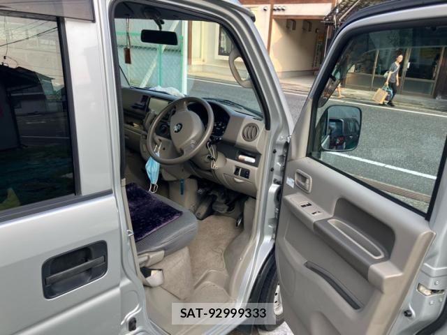 Suzuki EVERY 2010-05 8314374-10