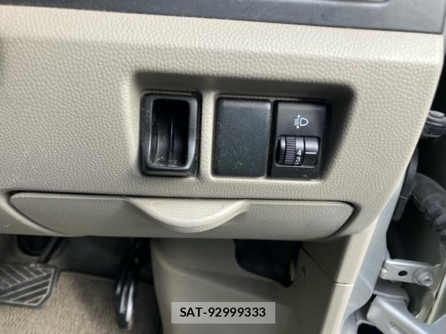 Suzuki EVERY 2010-05 8314374-17