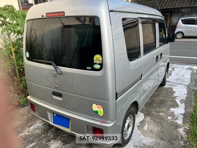 Suzuki EVERY 2010-05 8314374-3