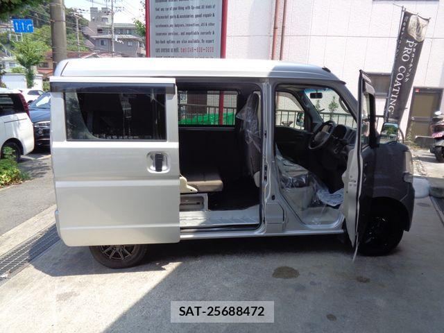 Suzuki EVERY 2015-09 8314373-9
