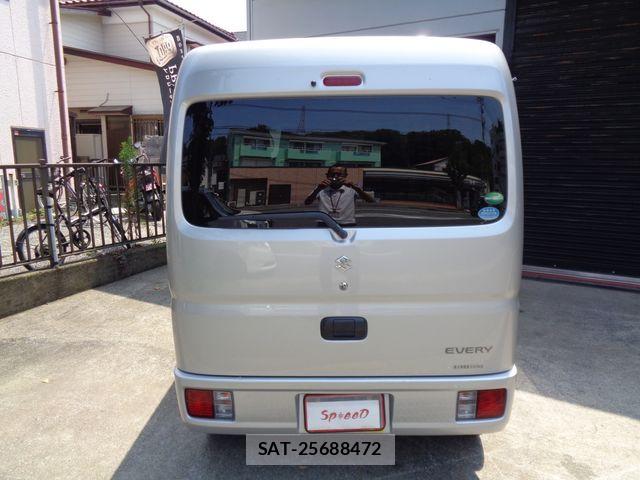 Suzuki EVERY 2015-09 8314373-12