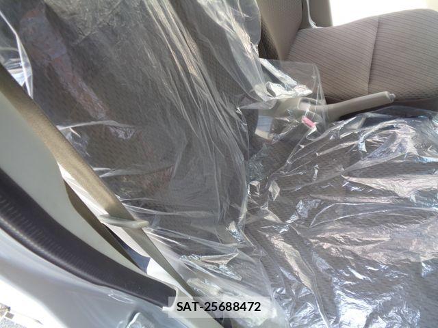 Suzuki EVERY 2015-09 8314373-27