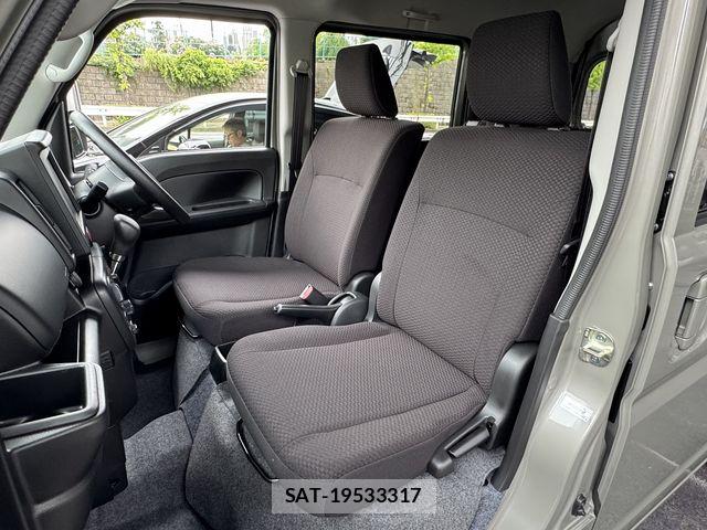 Suzuki EVERY 2026-07 8314366-25