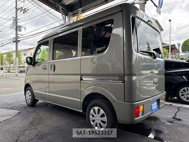 Suzuki EVERY 2026-07 8314366-2