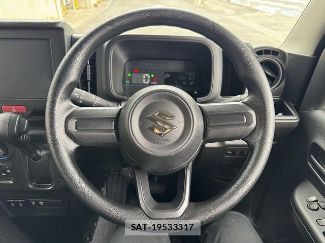 Suzuki EVERY 2026-07 8314366-8