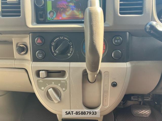 Suzuki EVERY 2014-07 8314380-14