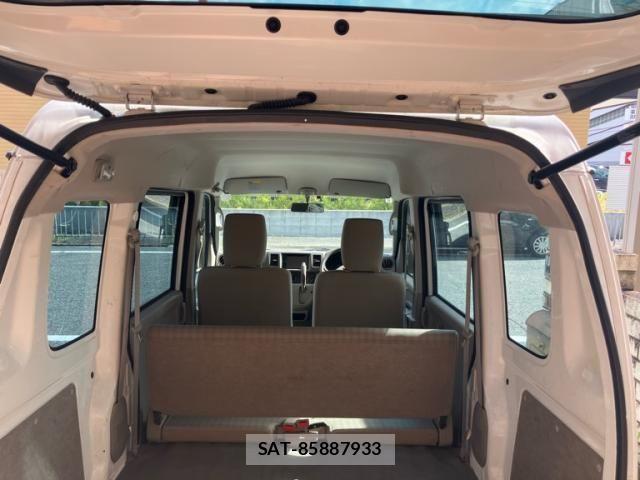 Suzuki EVERY 2014-07 8314380-8