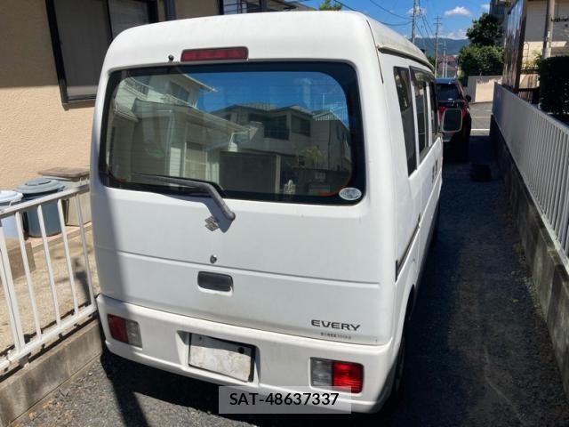 Suzuki EVERY 2006-05 8314383-2