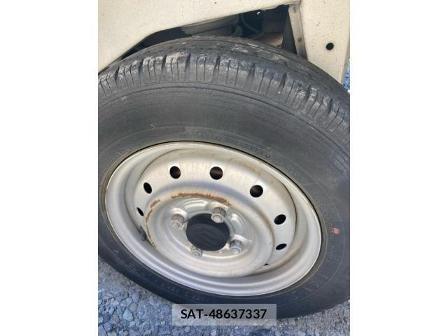 Suzuki EVERY 2006-05 8314383-6