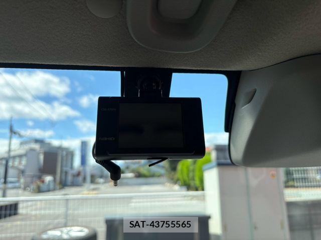 Suzuki EVERY 2019-06 8314371-21