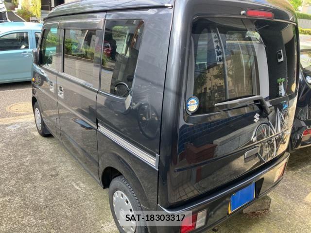 Suzuki EVERY 2012-09 8314378-1
