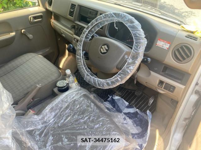 Suzuki EVERY 2010-07 8314385-13