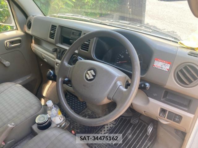 Suzuki EVERY 2010-07 8314385-7