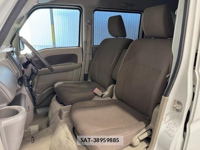 Suzuki EVERY 2018-06 8314369-14