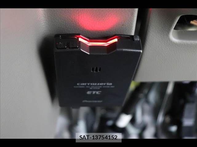 Suzuki EVERY 2019-03 8314368-3