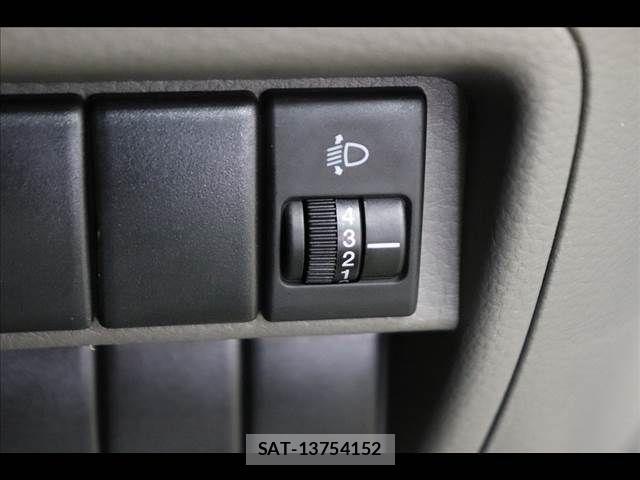 Suzuki EVERY 2019-03 8314368-7