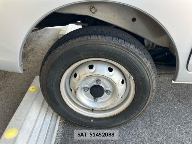 Suzuki EVERY 2003-05 8335786-4