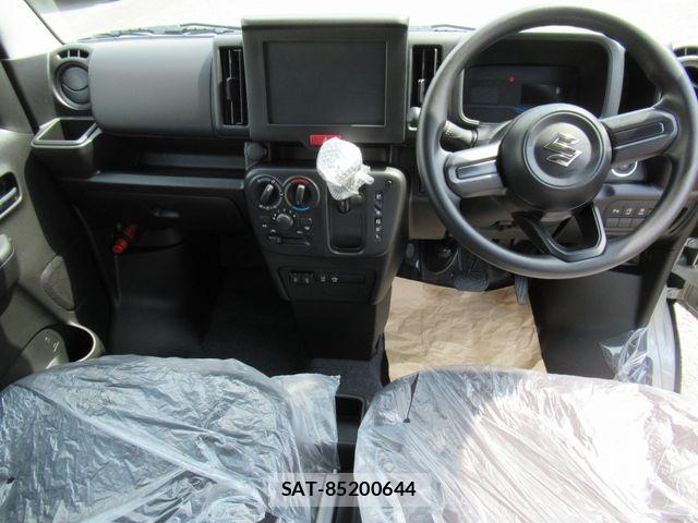 Suzuki EVERY 2026-08 8335775-3