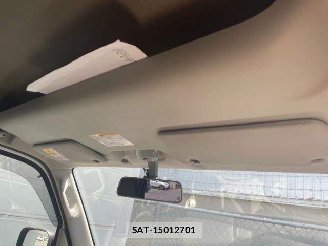 Suzuki EVERY 2022-03 8335784-15