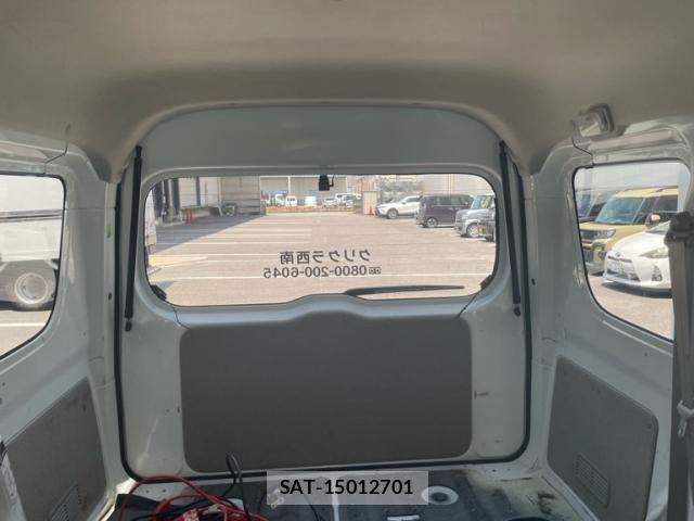 Suzuki EVERY 2022-03 8335784-16